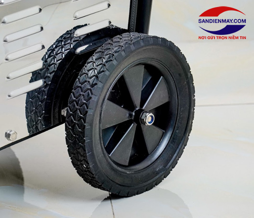 Máy xịt rửa xe cao áp Kumisai 2200PSI